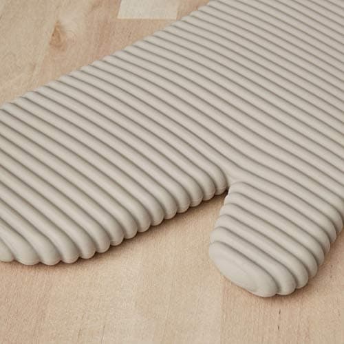 KITCHENAID Ribbed Soft Silicone Oven Mitt 2-Pack Set, 7.5"x13", Milkshake — view 2