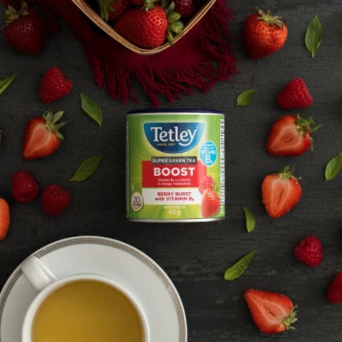 Tetley Super Green Tea Boost: Berry Burst with Vitamin B6, Fortified Fruit Tea - 20 Tea Bags, 40 Grams, Contains Caffeine — view 3