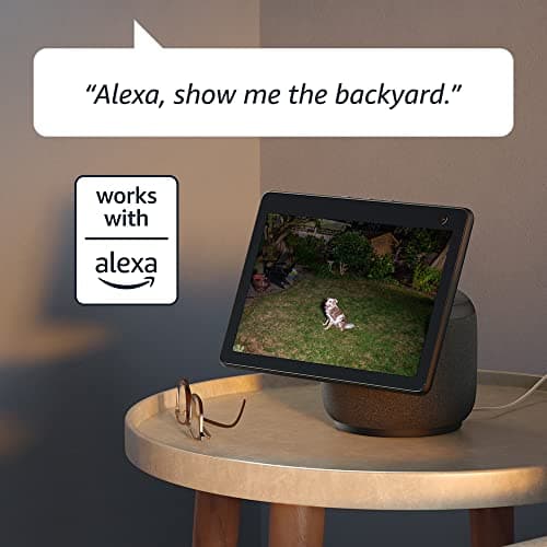 Blink Wired Floodlight Camera, Smart security camera, 2600 lumens, HD live view, enhanced motion detection, built-in siren, Works with Alexa, 1 camera (White) — view 4