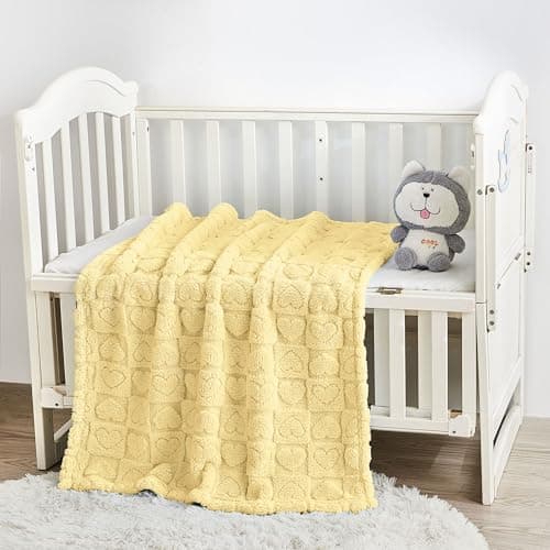 Yurhap Heart Baby Blanket, Love Plush Fleece Baby Blankets for Girls Boys — view 3