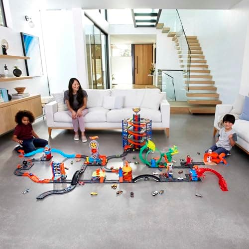 Hot Wheels Toy Car Straight Track Set with 37 Component Building Parts & 1:64 Scale Vehicle — view 2