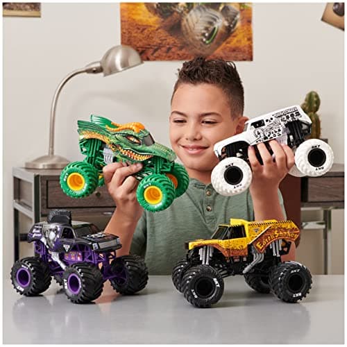 Monster Jam, Official Son-uva Digger Monster Truck, Collector Die-Cast Vehicle, 1:24 Scale, Kids Toys for Boys and Girls Ages 3 and up — view 4