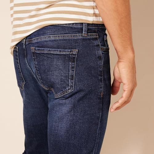 Amazon Essentials Men's Standard Slim-Fit Stretch Jean, Dark Vintage, 31W x 34L — view 4