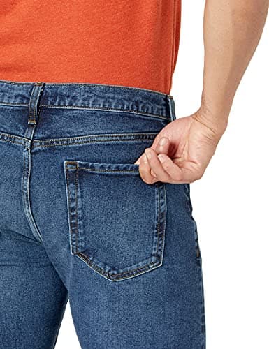 Amazon Essentials Men's Slim-Fit Stretch Jean, Vintage Light Wash, 34W x 32L — view 3