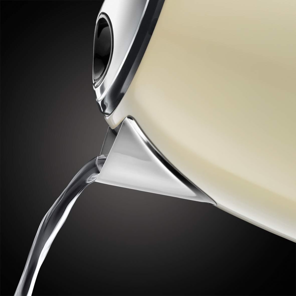 Russell Hobbs Hervidor de Agua Eléctrico Colours Plus - 1 litro, Hervidor Pequeño, 2400 W, Filtro Extraíble, Zona de Ebullición Rápida, Base de 360°, Indicador Nivel de Agua, Inox., Crema - 24994-70 — view 3