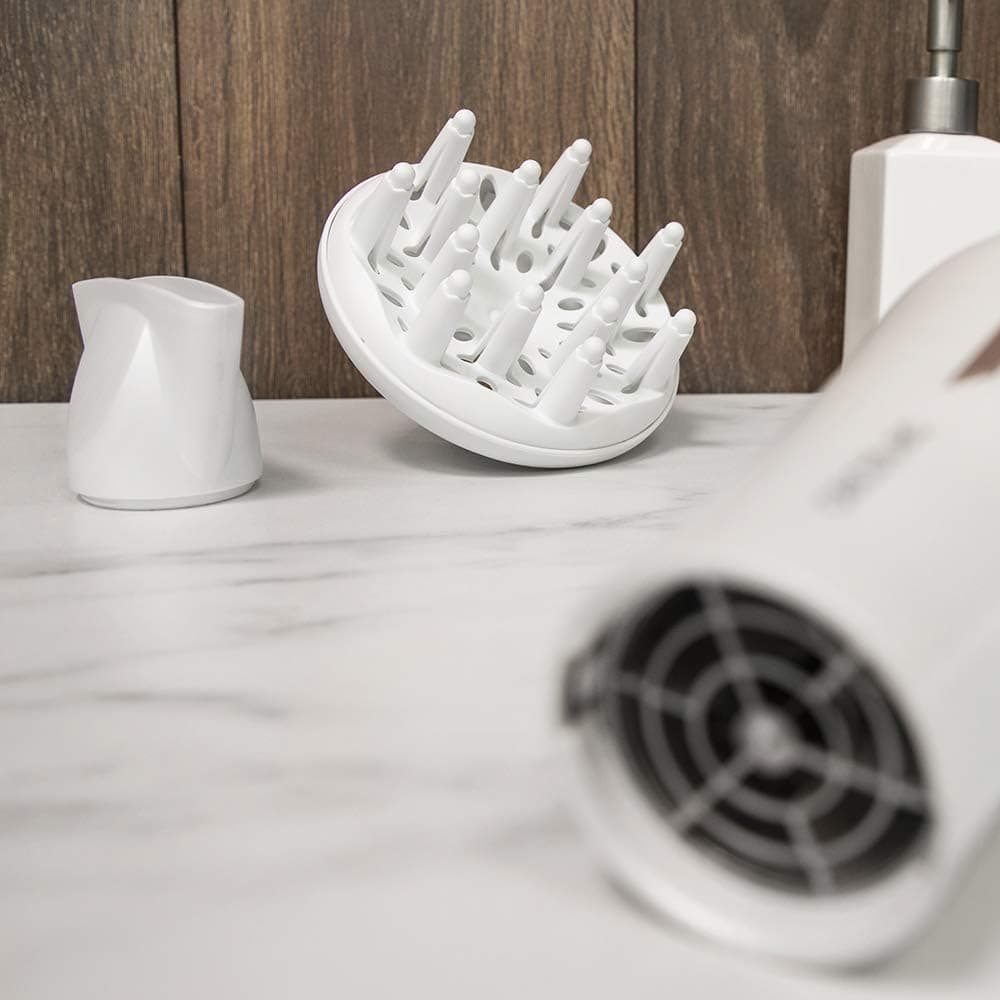 Cecotec Secador de pelo Iónico Bamba IoniCare 5200 Aura, 2300W de potencia, con ion real y gran caudal, Función aire frío, 2  — view 2