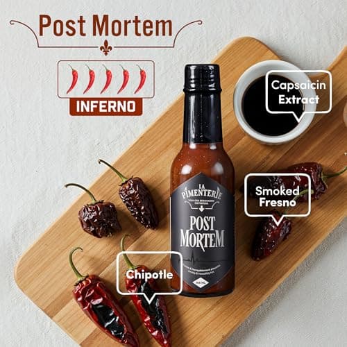 La Pimenterie Smoked Chipotle Hot Sauce (Post Mortem) – Made in Canada — view 2