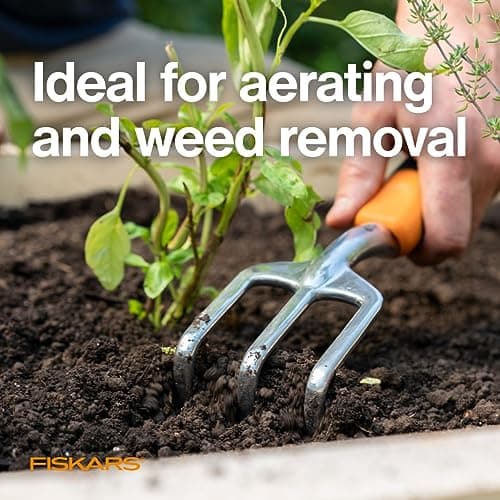 Fiskars Ergo Cultivator for Digging, Aerating Soil, and Weeding, Heavy Duty Garden Tool with Hanging Hole — view 4