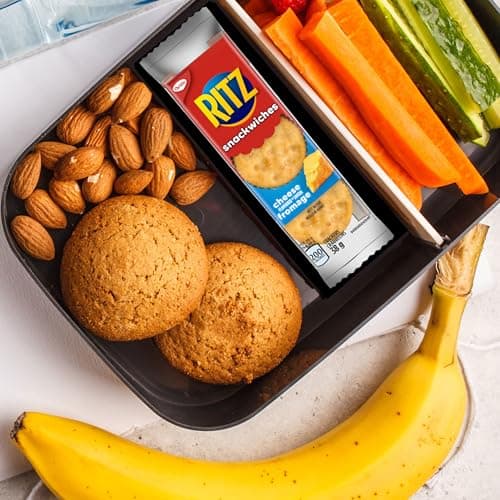 Ritz Snackwich Crackers, Cheese Flavour, 8 Individually Wrapped Packs, Snack cracker, Baked Portion Pack, 304 g — view 3