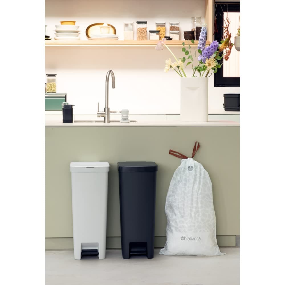Brabantia Bolsas de Basura PerfectFit (Código L/40-45L) Extra Resistentes Bolsas con cinta de cierre (40 Bolsas) — view 9