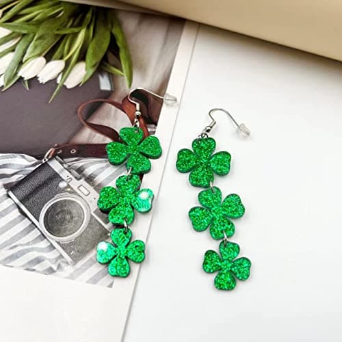St. Patrick's Day Earrings for Women,Irish Shamrock Acrylic Dangle Earrings, Green Hat Clover Horseshoe Drop Earrings for Irish Festival (C) — view 3