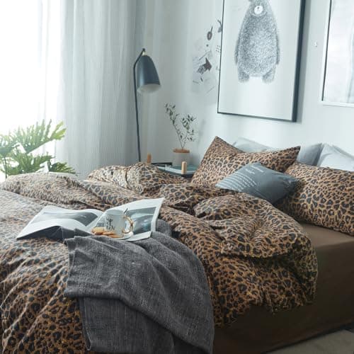 LifeTB Leopard Comforter Set Queen Comforter Set 3 Pieces Leopard Print Comforter Fluffy Soft Microfiber Bedding Set for All Seasons Animal Cheetah Print Queen Size Comforter with 2 Pillowcases — view 4