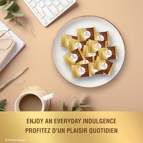 FERRERO ROCHER Premium Hazelnut, 10 Individually Wrapped Chocolates, Great for Sharing or Gifting, Milk chocolate squares (105g) — view 5