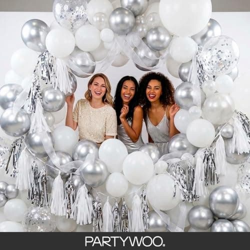 PartyWoo White Balloons 100 pcs 12 Inch Latex Helium Pastel White Balloons for Wedding Baby Shower Birthday Bridal Shower Graduation Engagement Princess Anniversary Party Decorations White-Y13 — view 4