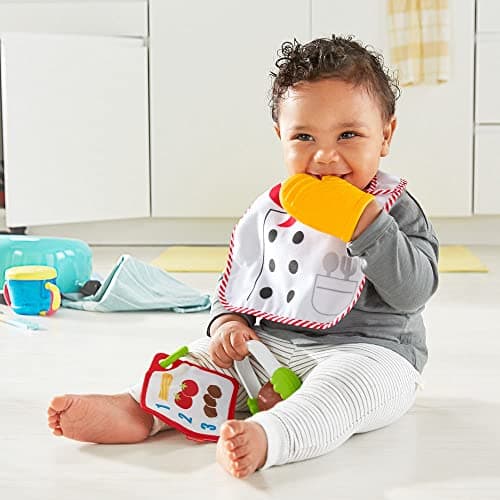 Fisher-Price Gift Set 4 cooking-themed baby toys with wearable bib and teether for babies ages 3 months and older, Fisher-Price Cutest Chef — view 4