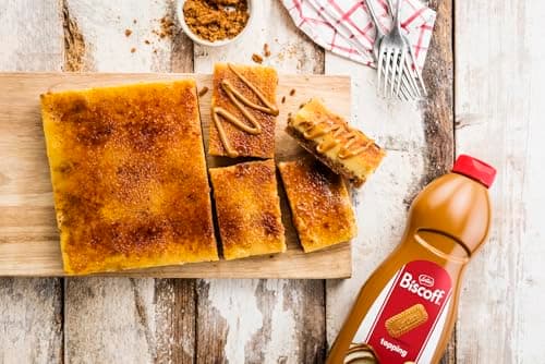 Lotus Biscoff Sweet Spread Topping bottle, Caramelized Cookie Flavour, 1L, Vegan, Nut Free, No Added Colours or Flavours — view 5
