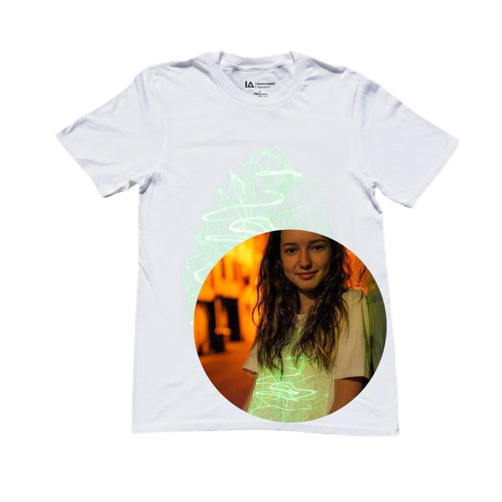 Illuminated Apparel Camiseta con diseño Interactivo con luz Que Brilla en la Oscuridad — view 14