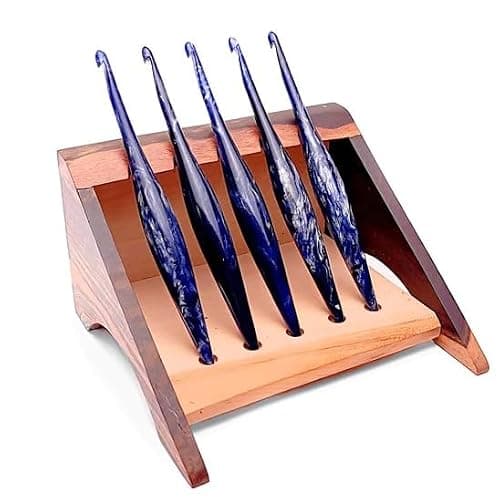 Furls Crochet Hook, Pisces Streamline Zodiac, Ergonomic Handle Crochet Hooks 7" (Streamline - Pisces, (G+) 4.50MM) — view 2