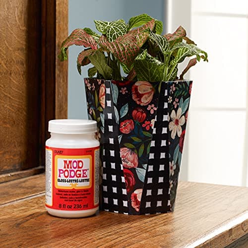 Mod Podge Gloss Sealer, Glue & Finish: All-in-One Craft Solution- Quick Dry, Easy Clean, for Wood, Paper, Fabric & More. Non-Toxic - Craft with Confidence, Made in USA, 16 oz., Pack of 1 — view 3