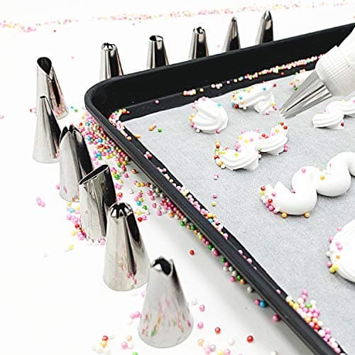 Tamodan Piping Bags and Tips, Cake Piping Bags and Tips Suitable for Beginners Included 100PCS 16 Inch Disposable Piping Bags with 12 Piping Tips Set, 2 Coupler and 1 Reusable Pastry Bags — view 3