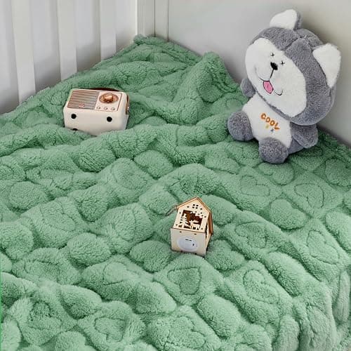 Yurhap Heart Baby Blanket, Love Plush Fleece Baby Blankets for Boys Girls — view 4