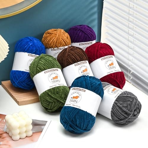 OMoiut Chenille Yarn for Crocheting, Chunky Velvet Baby Blanket Yarn, Soft Fuzzy Puzzle Yarn for Knitting, 100g/3.53oz Bulky Thick Amigurumi Yarn (Beige) — view 4