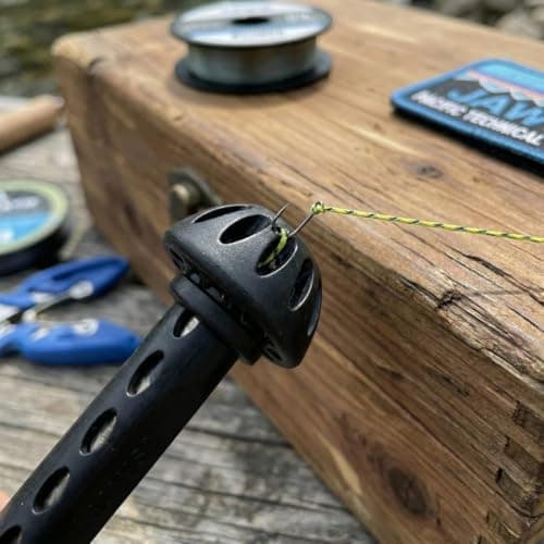 Fly Roost 2.0 Magnetic Fly Threader, Magnetic Fly Threader, Fly Tying Equipment to Easily Rigging Tool & Tippet on Water, Make Tying Simpler & Works with Most Hooks, Tippets, and Fly Styles (2PCS) — view 5