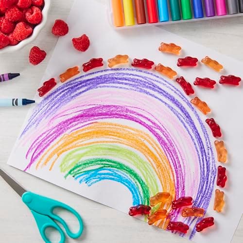 ANNIE'S - FAMILY PACK - Organic Fruit Flavoured Snacks Strawberry, Pack of 10 Pouches, Natural Strawberry Flavours, No Synthetic Colours, Gelatin Free, Gluten Free, Vegan, Snacks — view 6