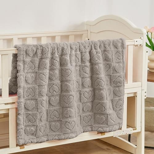 Yurhap Heart Baby Blanket, Love Plush Fleece Baby Blankets for Boys Girls — view 4