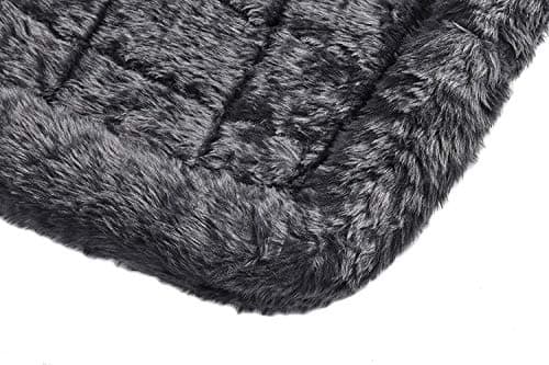 MidWest Homes for Pets Bolster Dog Bed Fits a 33.88cm Crate, 54cm x 33cm x 6.5cm Dog Bed or Cat Bed with Comfortable Bolster, Ideal for Small Dog Breeds, Gray, Model 40222-GY — view 4