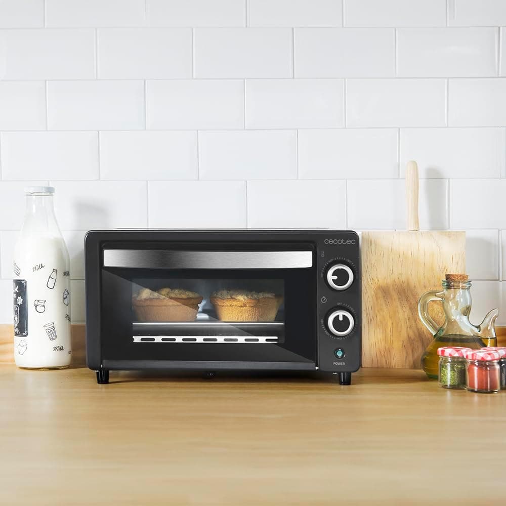 Cecotec Horno de sobremesa Bake&Toast 1090 Black, 10 L, 1000 W, Temporizador 60min, Temperatura regulable hasta 230ºC, bandeja para hornear, parrilla y una asa con pinzas — view 2