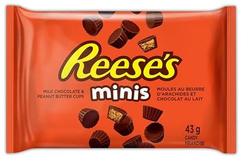 Reese's Lovers Gift Box, Assorted Chocolate Peanut Butter Bars, 535g (8 Assorted Bars) for Chocolate Lovers — view 3