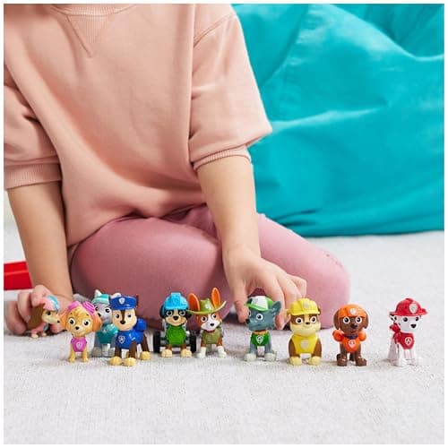 PAW Patrol, 10th Anniversary, All Paws On Deck Toy Figures Gift Pack with 10 Collectible Action Figures, Kids Toys for Ages 3 and up — view 5