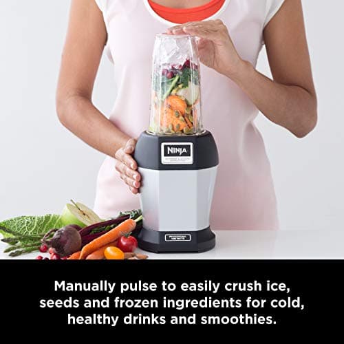 Ninja BL450C, Nutri Pro Personal Blender For Juices, Shakes & Smoothies, 18 and 24 Oz cups, Black/Silver, 900W (Canadian Version) — view 5