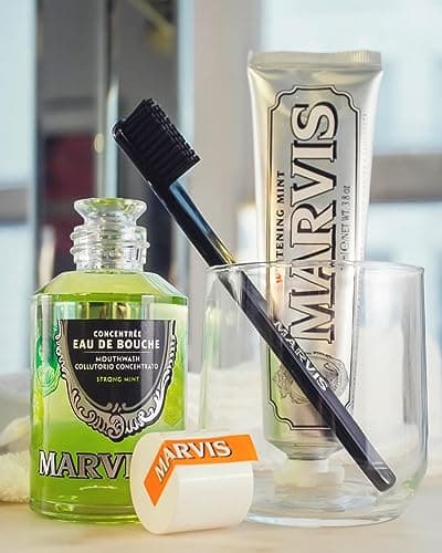 Marvis Whitening Mint Toothpaste, 3.8 Ounce (Pack of 1) — view 4
