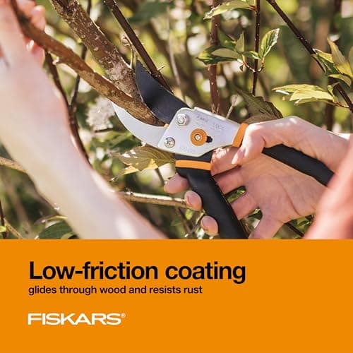 Fiskars Bypass Pruning Shears, 5/8" Cut Capacity Gardening Scissors, Self-Cleaning Sap Groove Prevents Sticking, Non-Slip Grip for Cutting Stems & Branches, Sharp Steel Blades w/ Low-Friction Coating — view 2