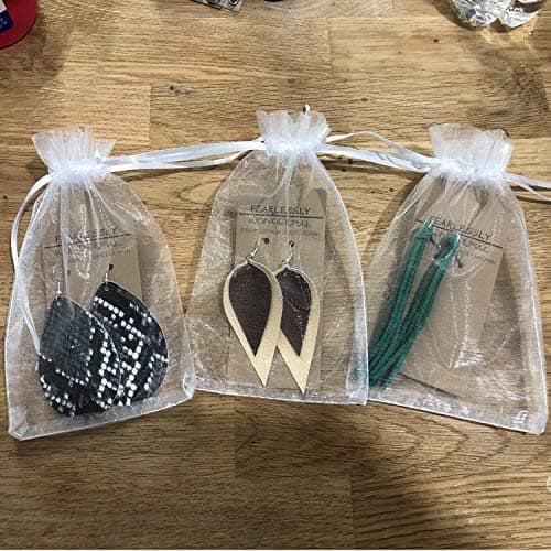 Bezall 100Pcs White Organza Bags 4x6 Inches, Mesh Drawstring Wedding Favors Gift Bags Jewelry Pouches Christmas Candy Bags — view 5