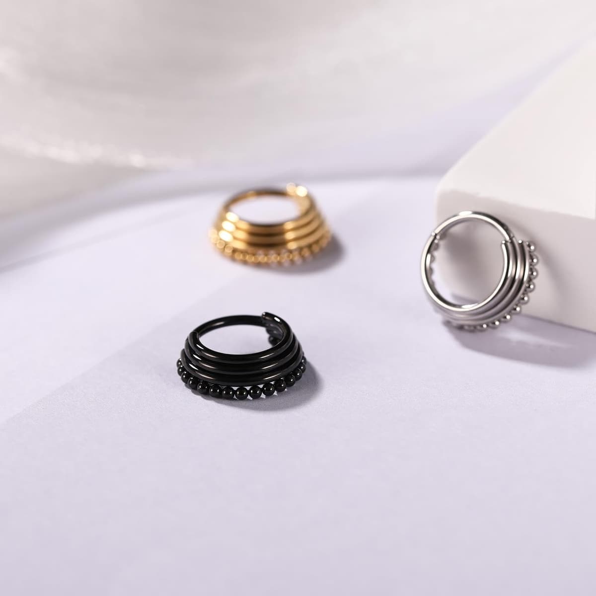 hengkaixuan 16G Septum Nose Rings Hoop Daith Earrings Surgical Steel Septum Clicker Ring Hirned Segment Seamless Clicker Ring Conch Hoop Ring Unisex Earrings Hoop Daith Piercing Jewellery — view 5