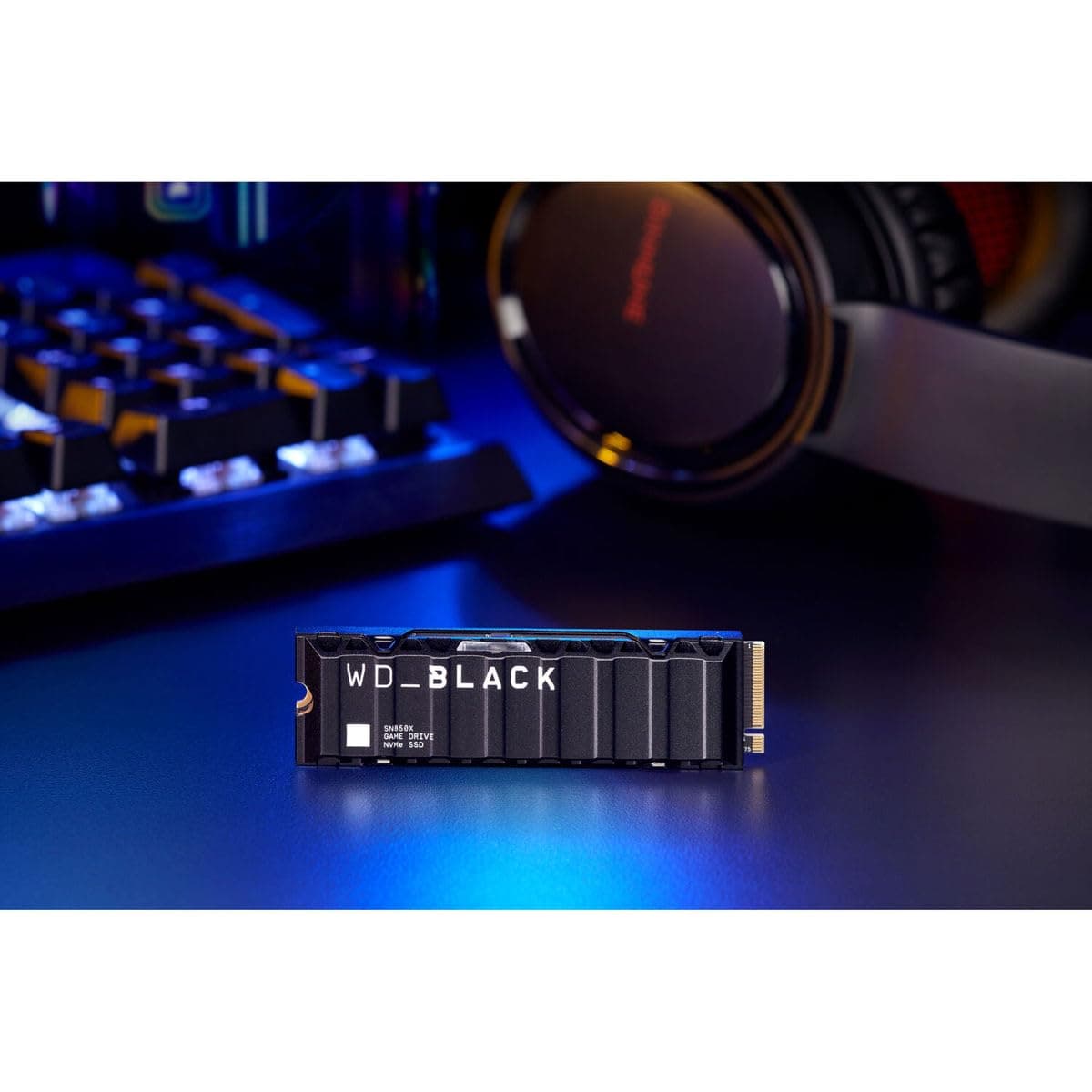 WD Black SN850X 2TB SSD M.2 2280 NVME PCI-E Gen4 Solid State Drive with Heatsink — view 2