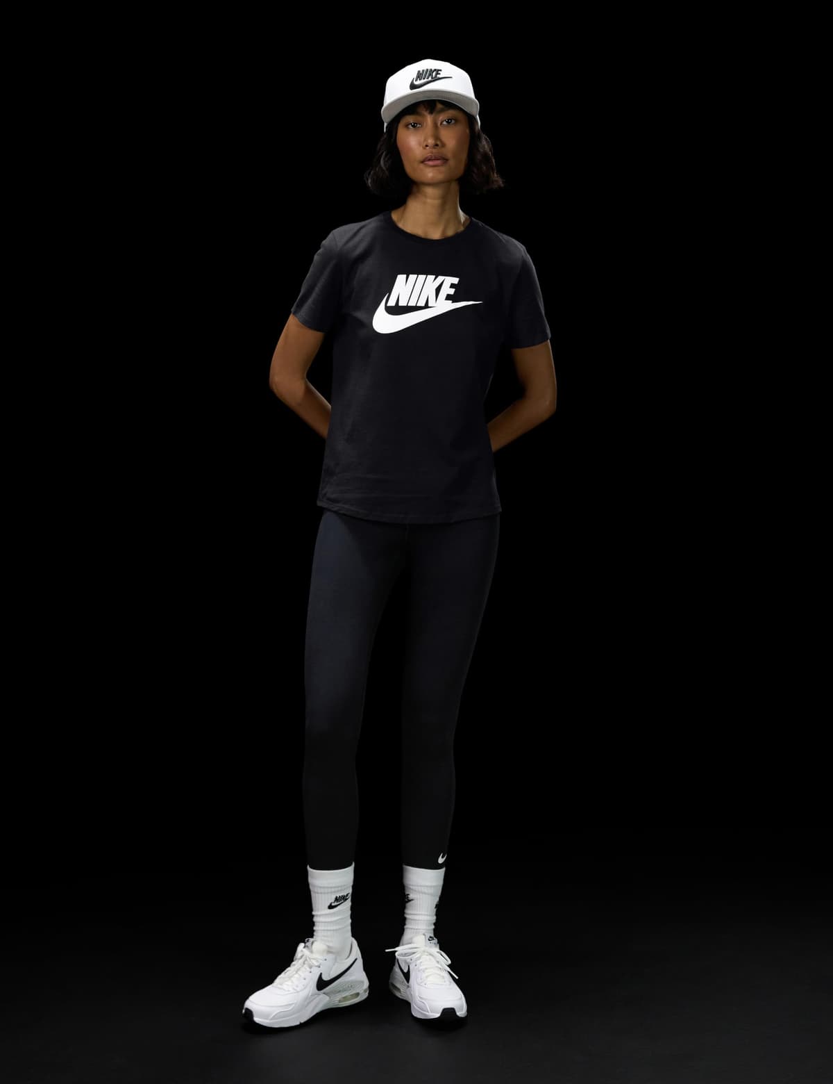 NIKE Sportswear Essential - Camiseta de Manga Corta Mujer — view 3