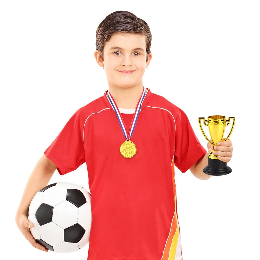 FEPITO 30 Piezas de trofeos de medallas Set 10 Piezas de Trofeo de plástico de Oro y 20 Piezas de medallas ganadoras para Kid Party Sports Awards — view 4