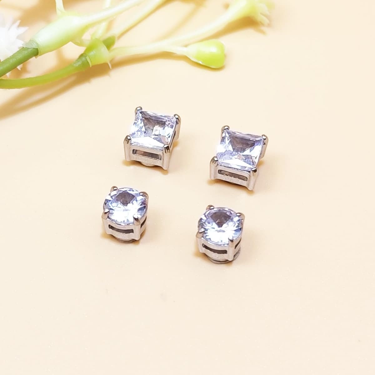 Magnetic Earring Studs Stainless Steel Fake Earring Non Piercing for Women Men Clips On Earrings Silver Black — view 4