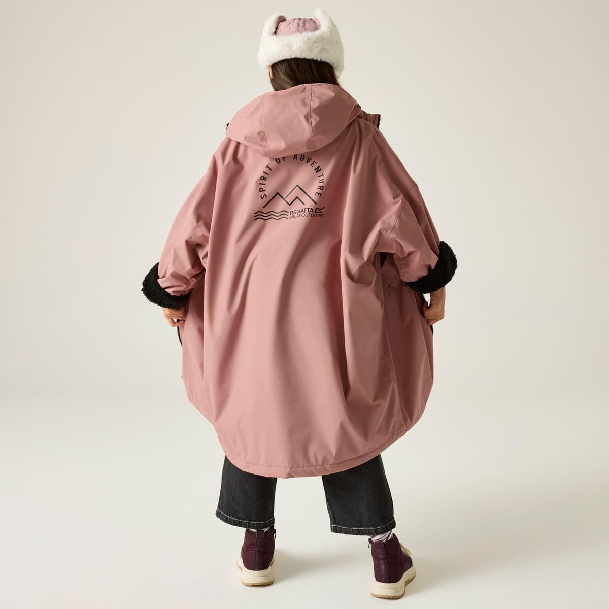 Regatta Kids Oversized Waterproof Changing Robe — view 2