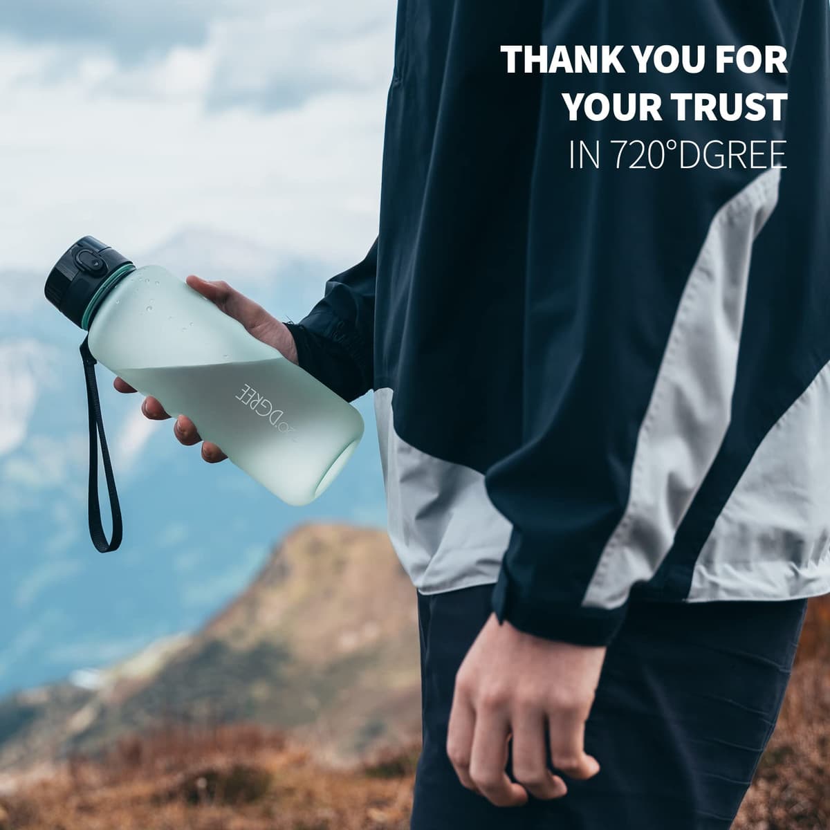 720°DGREE Botella Agua 1 Litro “uberBottle“ - Tamiz-Fruta, softTouch - Sin BPA, Prueba de Fugas, Reutilizable - Cantimplora, Water Bottle ideal para Deporte, Fitness, Gimnasio, Senderismo, Ciclismo — view 4