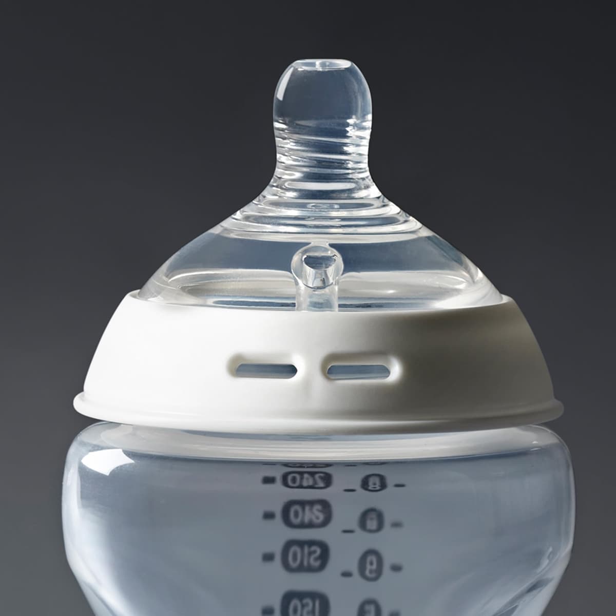 Tommee Tippee Natural Start Baby Bottle Teats, Fast Flow for 6m+, Pack of 2 Breast-Like Teats for a Natural Latch, with Anti-Colic Valve and BPA Free Soft Silicone — view 8