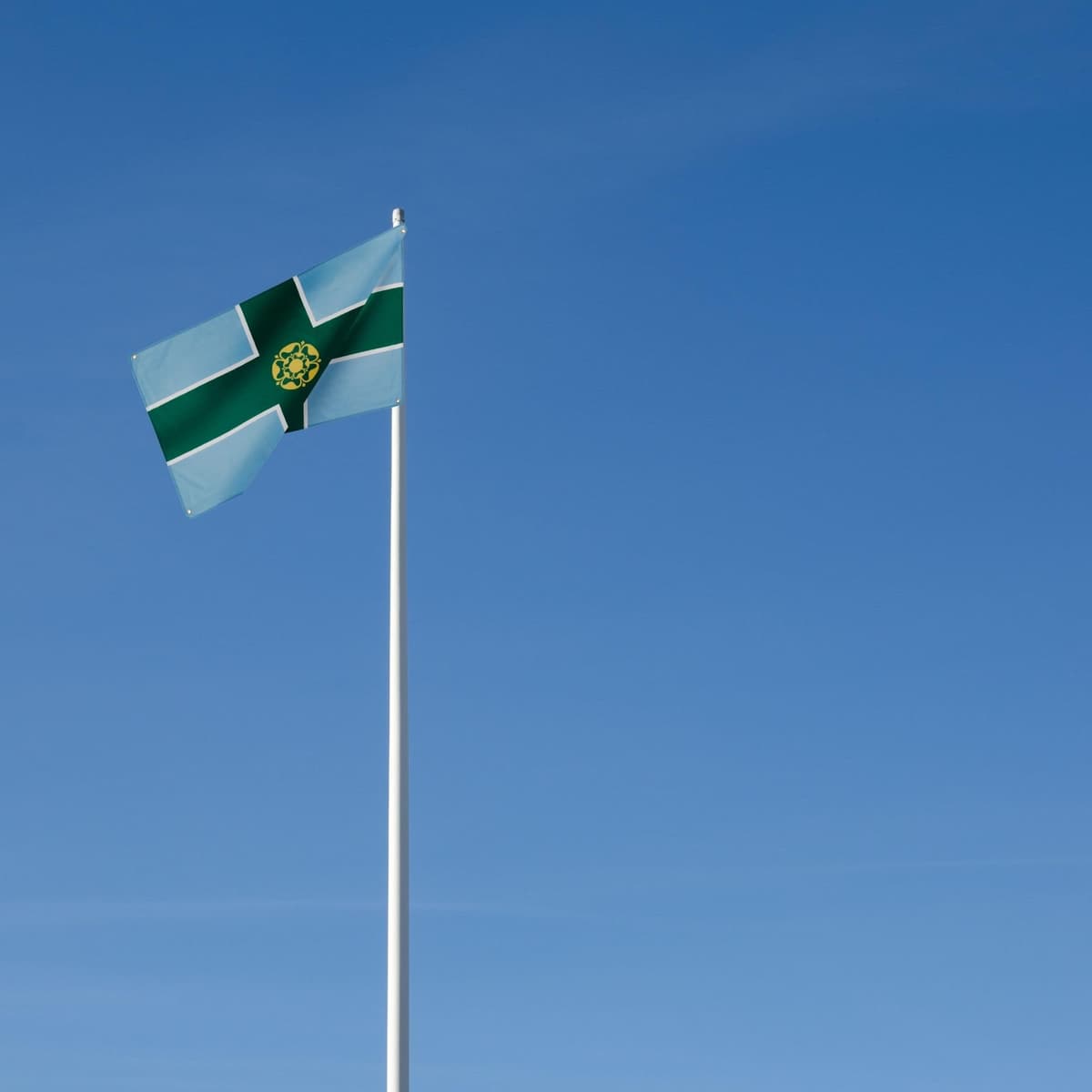 Runesol Cornwall Flag - 91x152cm, 3ft x 5ft, Cornish Flag, 4 Grommets, Eyelet in Every Corner, Premium Quality, Inside & Outside Use, Vivid Colours — view 1262