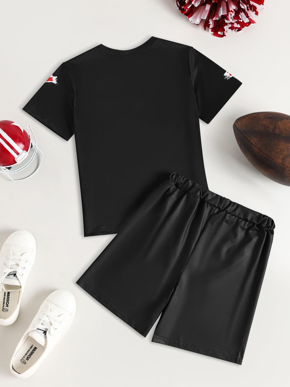 Conjunto deportivo transpirable de verano para niños, camiseta de manga corta con cuello redondo y pantalones cortos casuales para jugar a diario — view 3