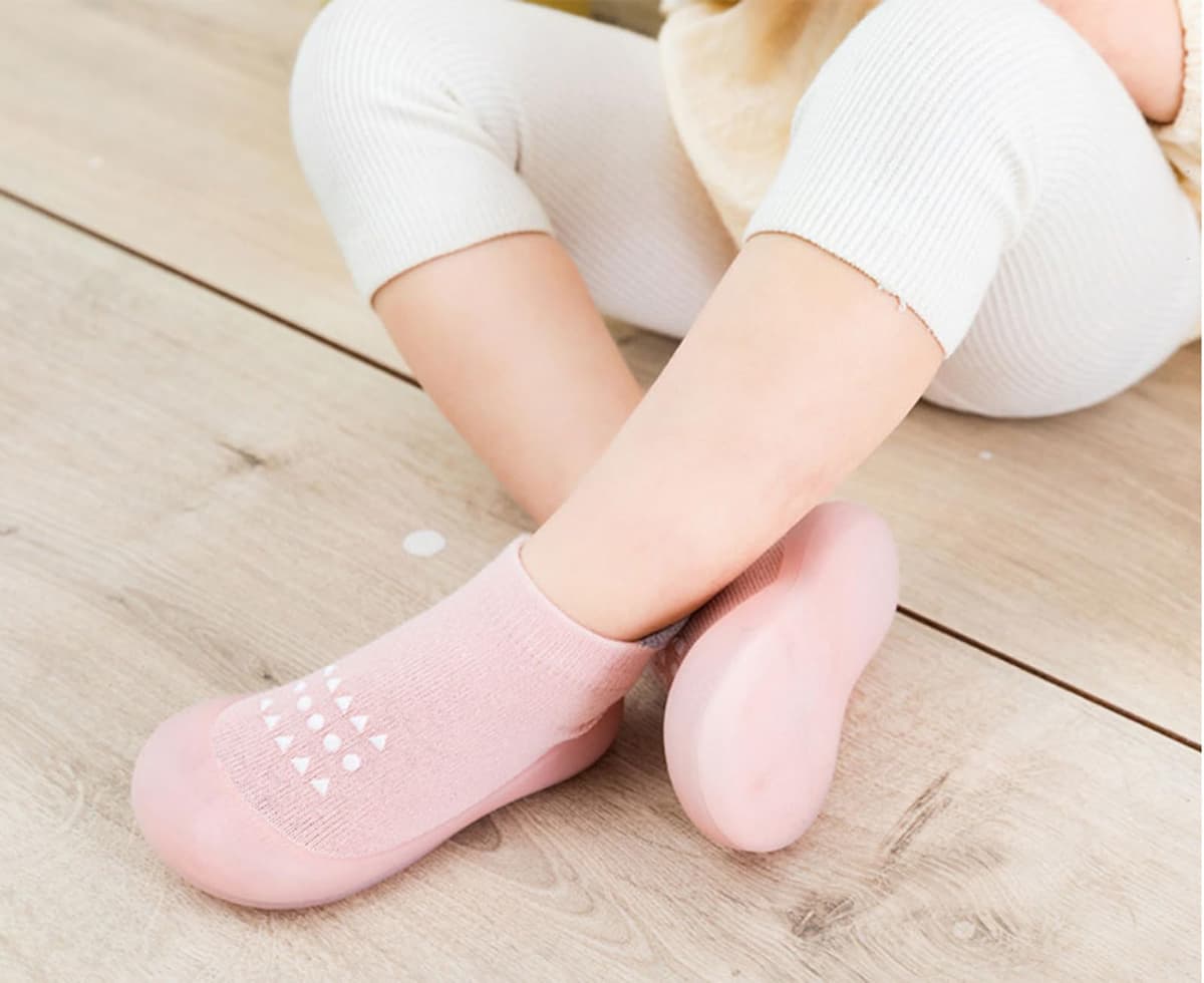 Zapatos Calcetines Bebé Niños Niñas Primeros Pasos Zapatos Bebé Calcetines Antideslizantes con Suela de Goma,6-24 Meses — view 2