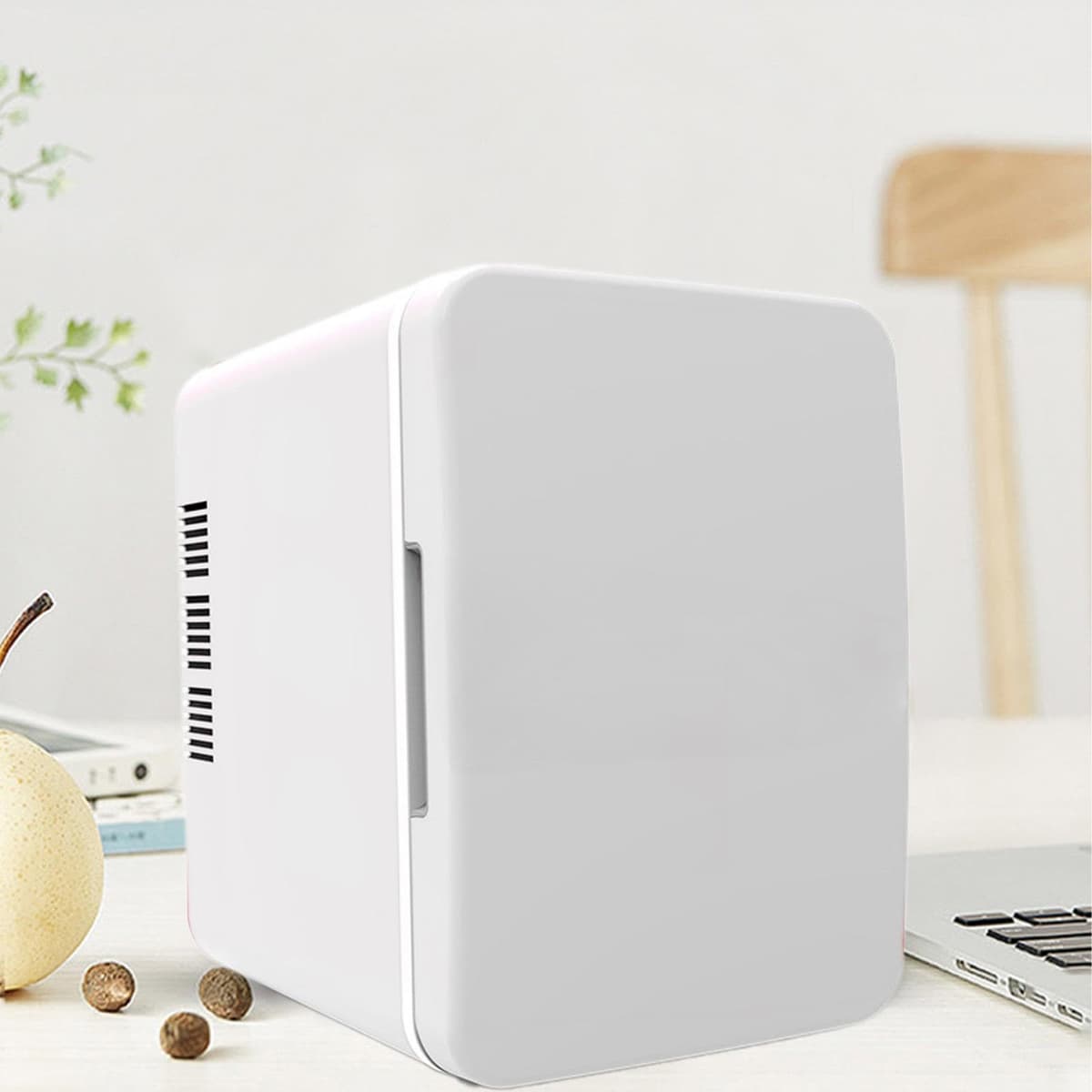 Yajuyi Mininevera Compacta, Refrigerador con Temperatura Ajustable, Nevera para Maquillaje, Nevera Portátil para Bebidas, Ideal para Caravanas, Camping, Sala, Blanco — view 4