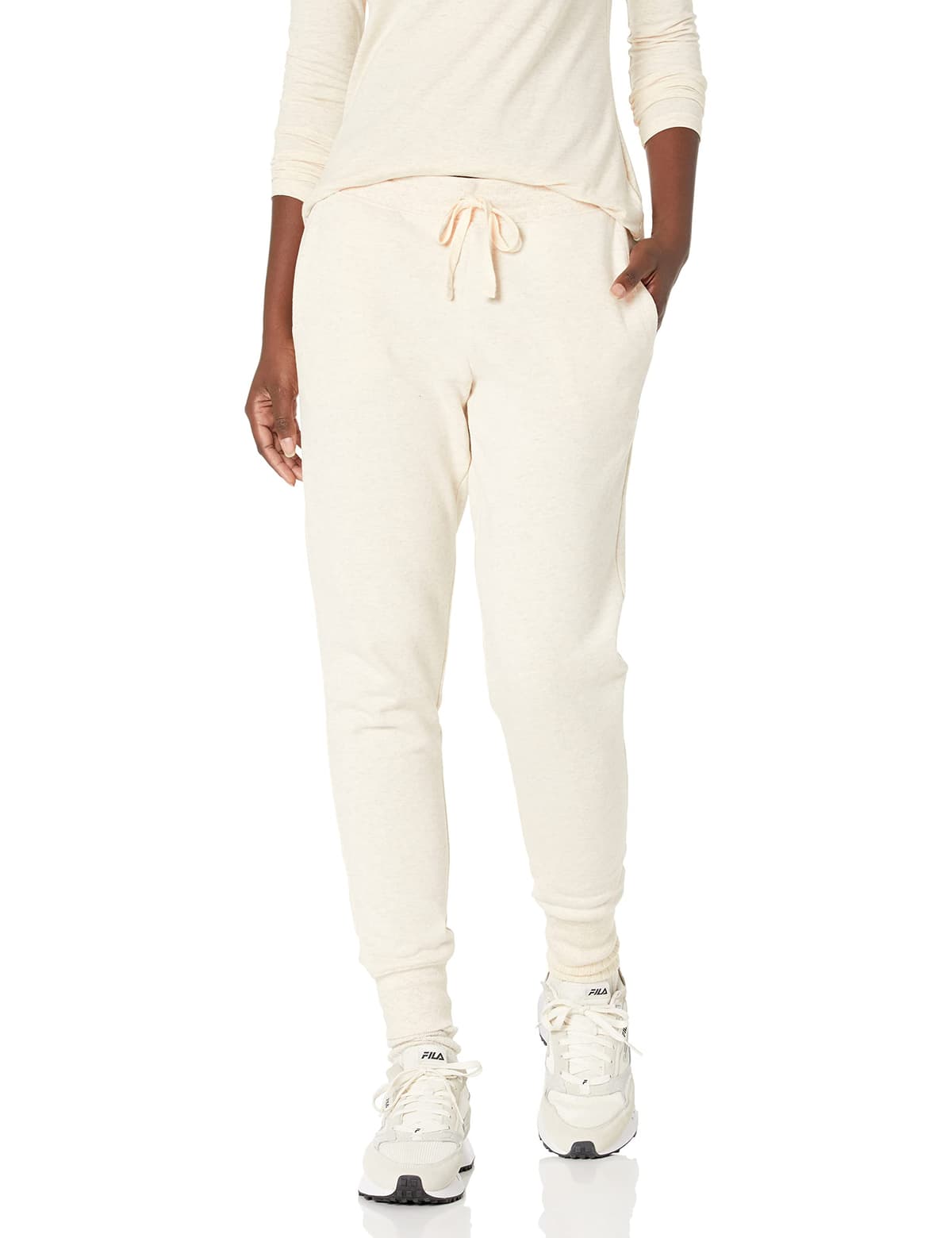 Amazon Essentials Mujer Pantalones De Correr De Forro Polar con Puños (Disponibles En Tallas Grandes) — view 24